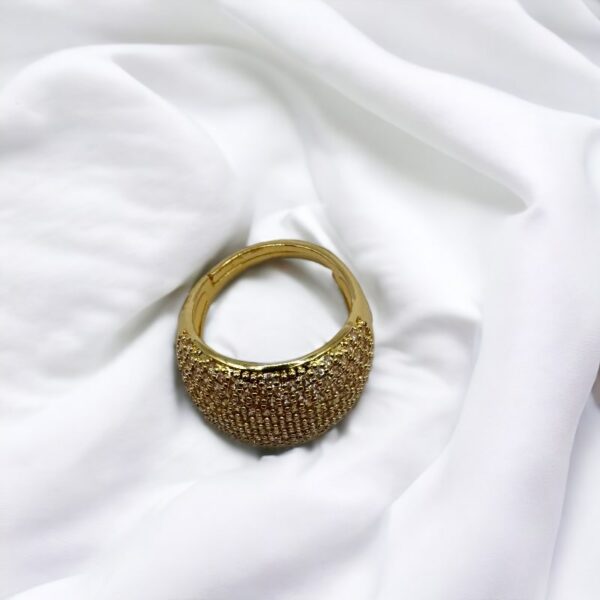 Glam Gold Ring