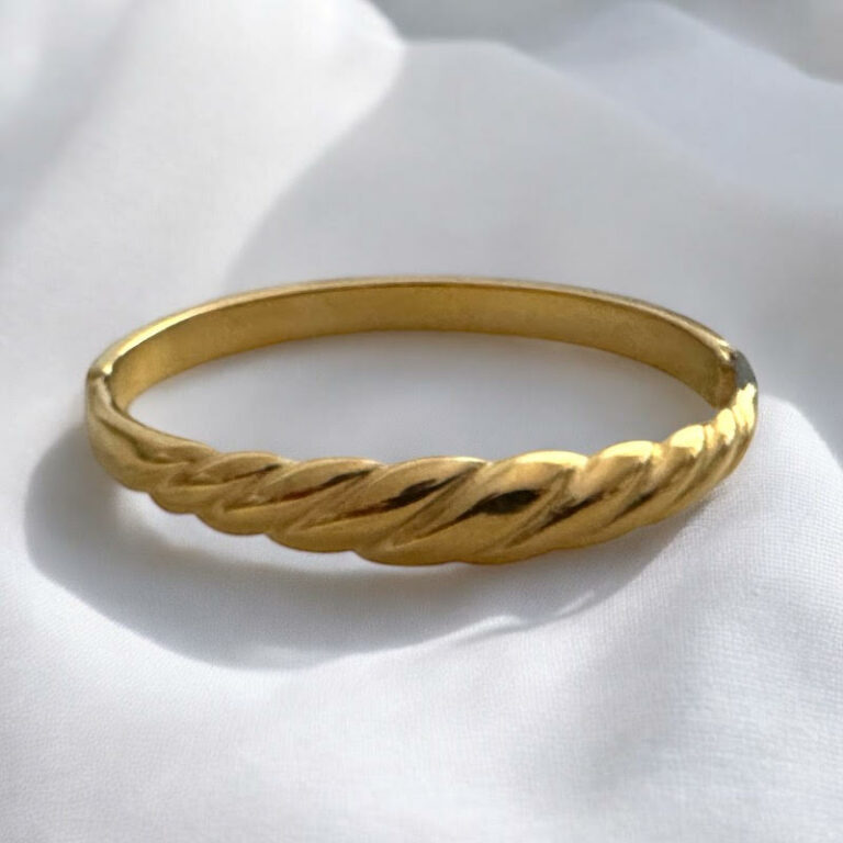 Braid Gold Handcuff 1